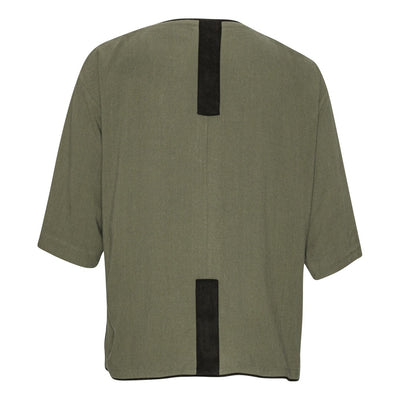 Army colored jacket in linen quality.